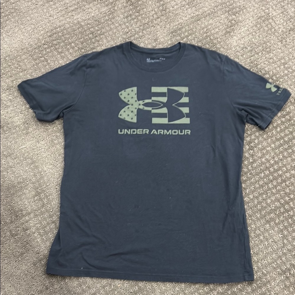 Under Armour Black Short Sleeve Tee Performance Shirt size L